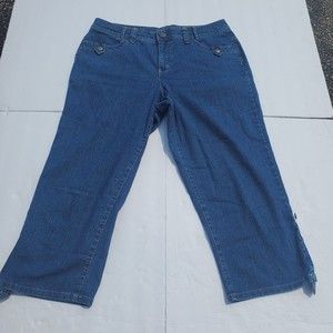 Style & Co Women's Tummy Control Button Accent Pockets Capri Blue Jeans Size 14